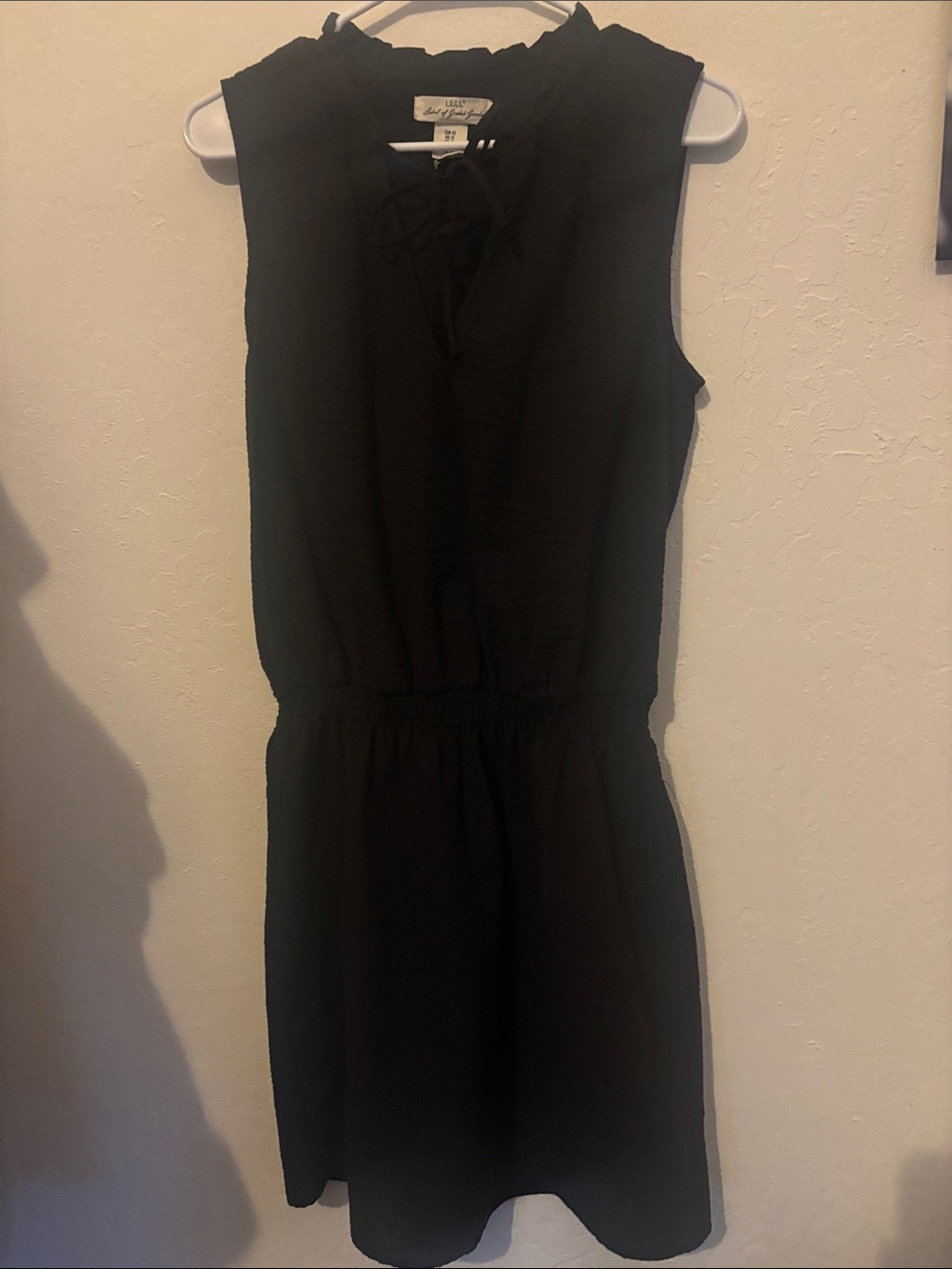 Black Sleeveless Tie-Neck Elastic Waist Dress
